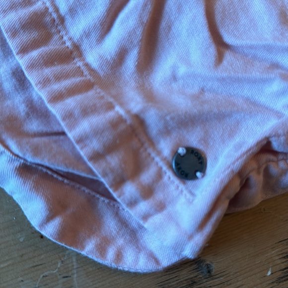 Girl’s Roxy Shorts - Picture 2 of 4